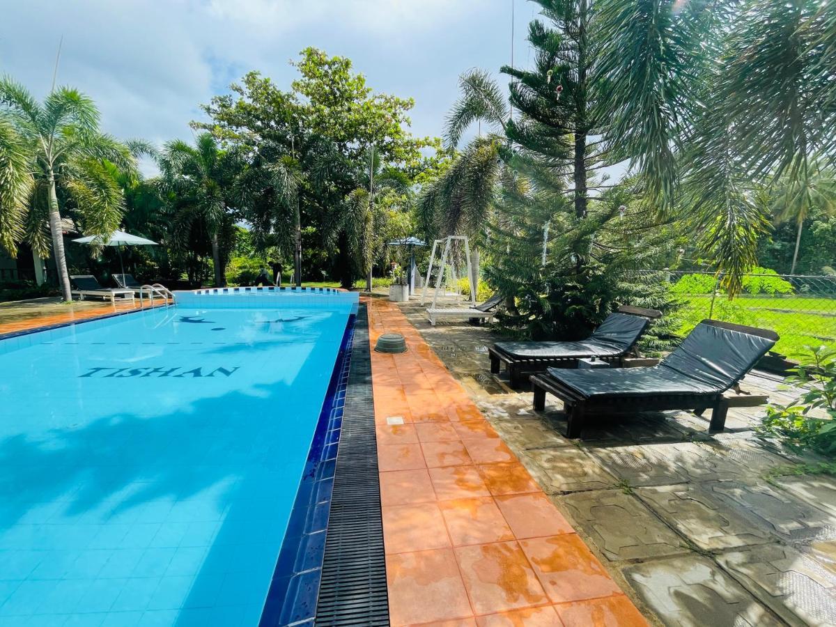 Tishan Holiday Resort Полоннарува Екстер'єр фото
