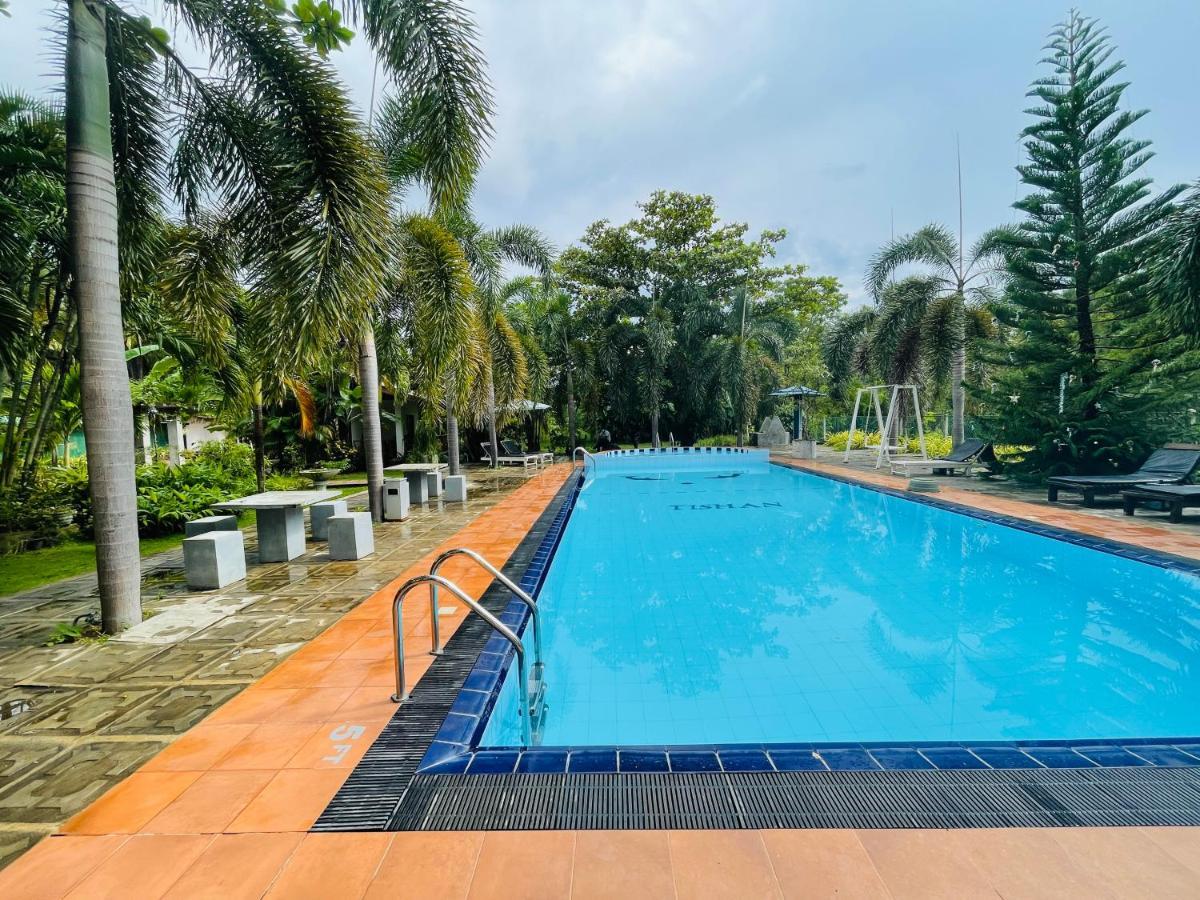 Tishan Holiday Resort Полоннарува Екстер'єр фото